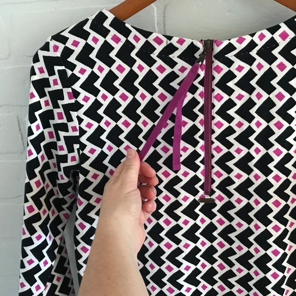 NWOT Hatley Mini dress Geometric Retro Long sleeve Black/white/magenta Size S - Picture 4 of 11